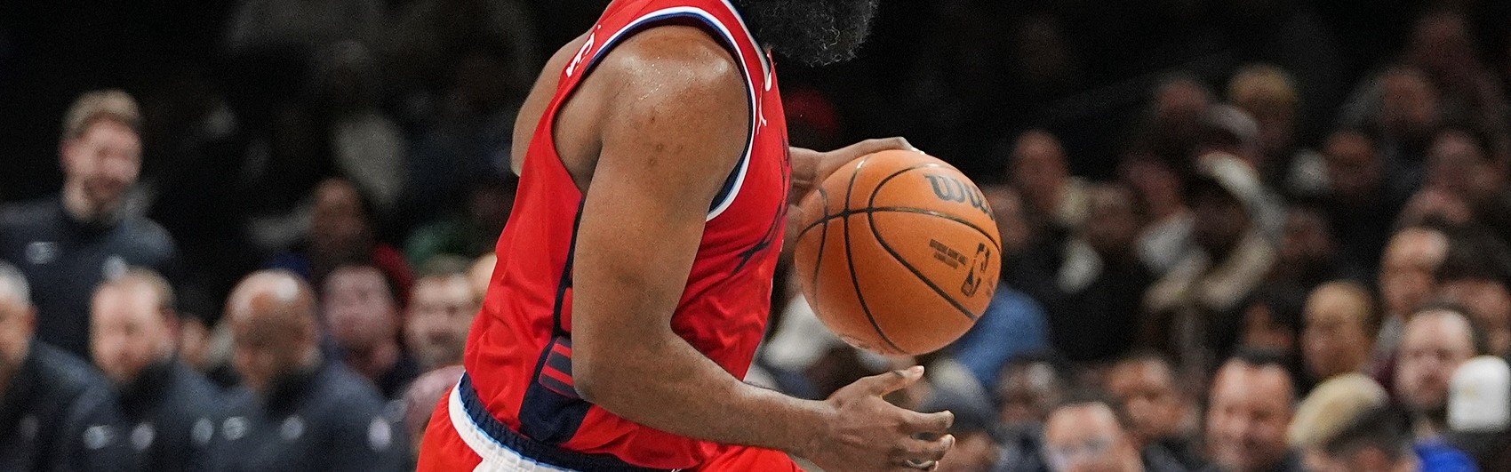 开云app-三分5中0！哈登单核带队首节打满 8投2中仅得6分2篮板2助攻