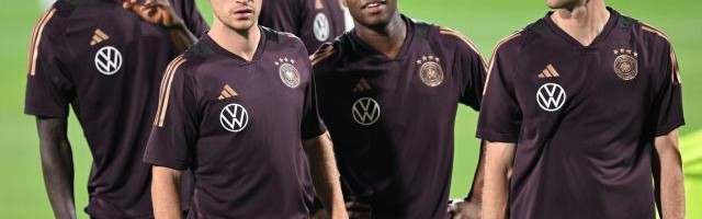 秦游夏对话德媒主编：拜仁帮七星连珠=最强德国队